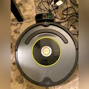 iRobot Roomba 645 Robotic Vacuum Cleaner Black/Gray #U9645 with Charger